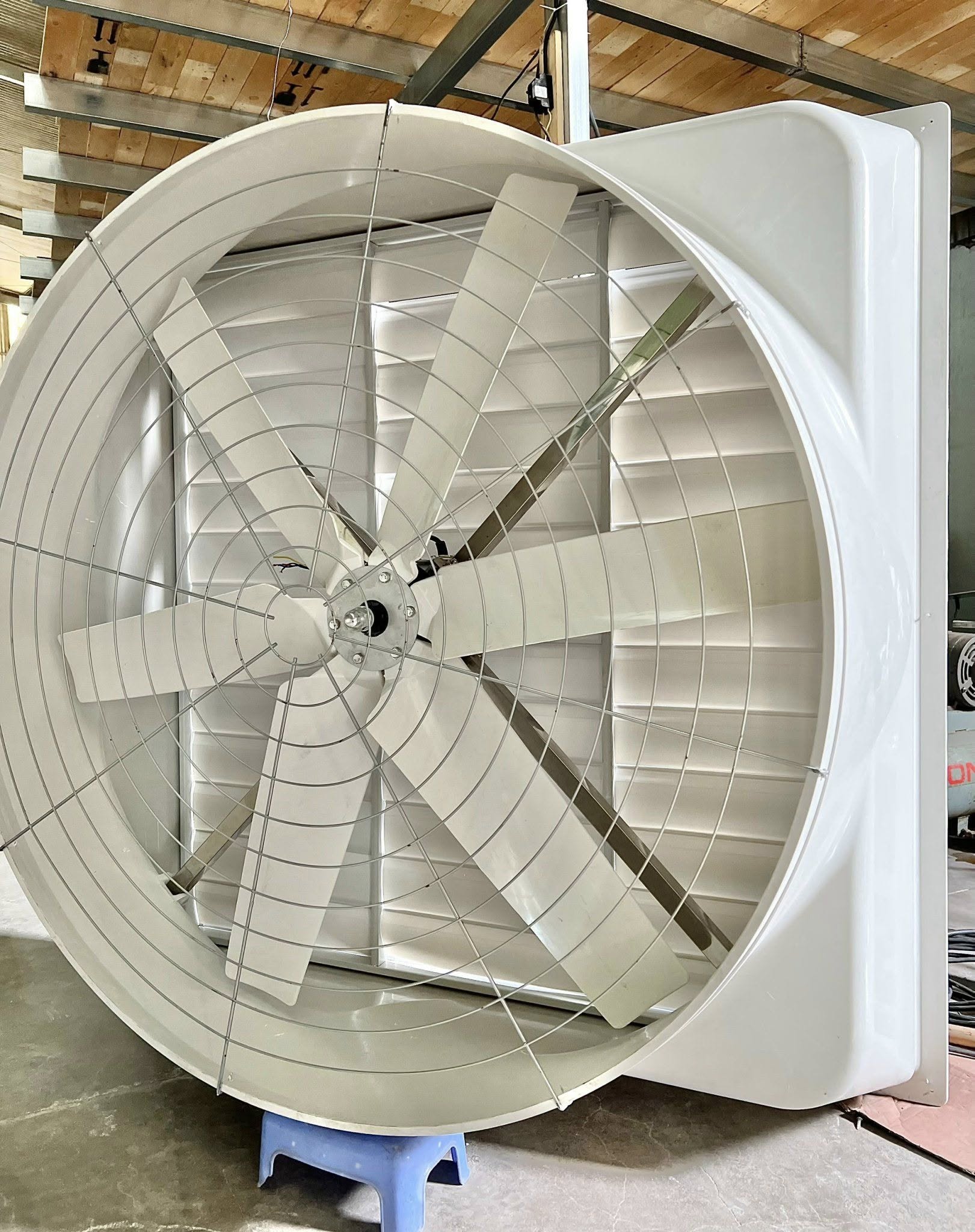 Product gallery image 2