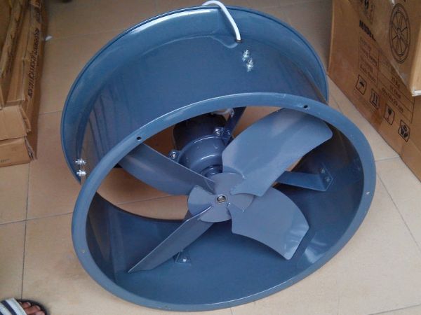 Hình ảnh thực tế của quạt thông gió tròn Deton 60-4