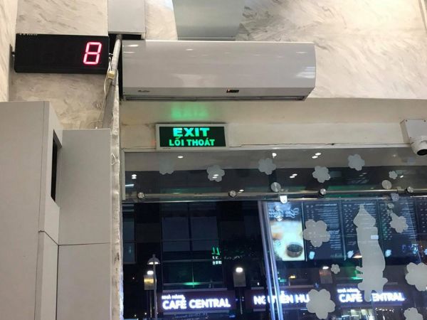 Hình ảnh thực tế quạt cắt gió Nedfon FM3509DY