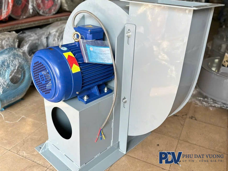 phan-loai-quat-ly-tam-dua-vao-cot-ap-phudatvuong