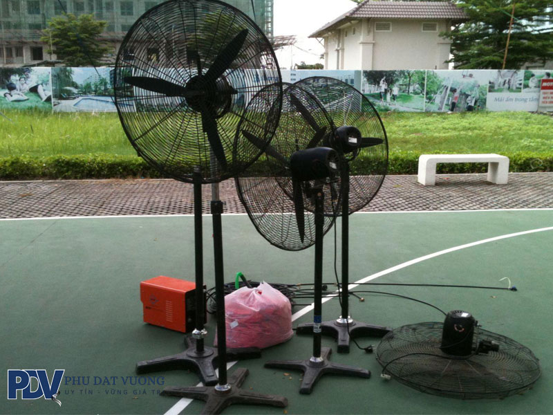 Cach-giam-tieng-on-cho-quat-cong-nghiep-hieu-qua-1-phudatvuong