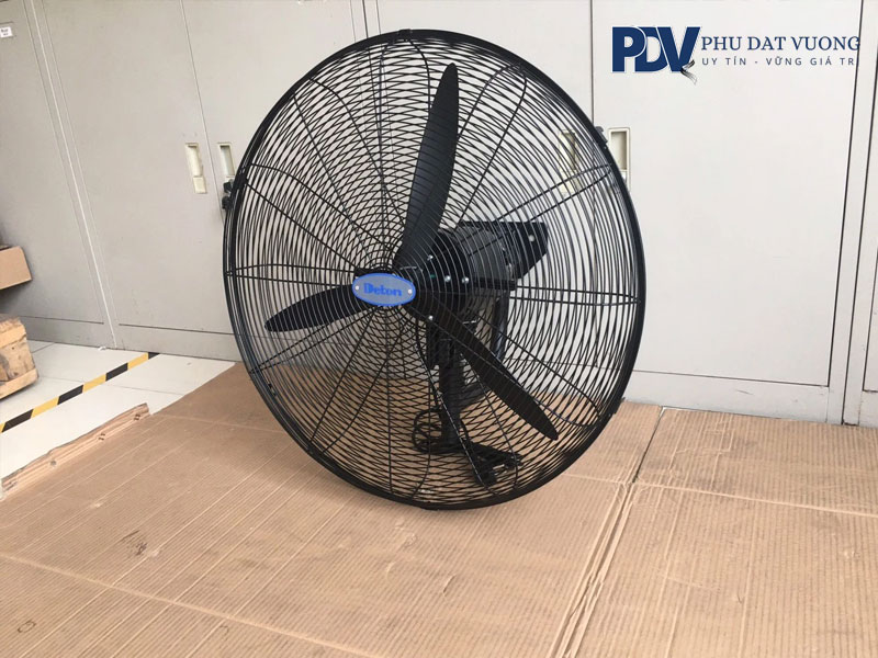 Quat-cong-nghiep-deton-phudatvuong