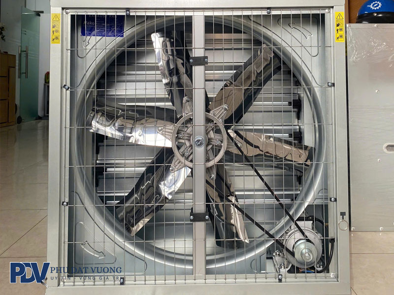 Tai-sao-can-phai-ve-sinh-quat-cong-nghiep-phudatvuong