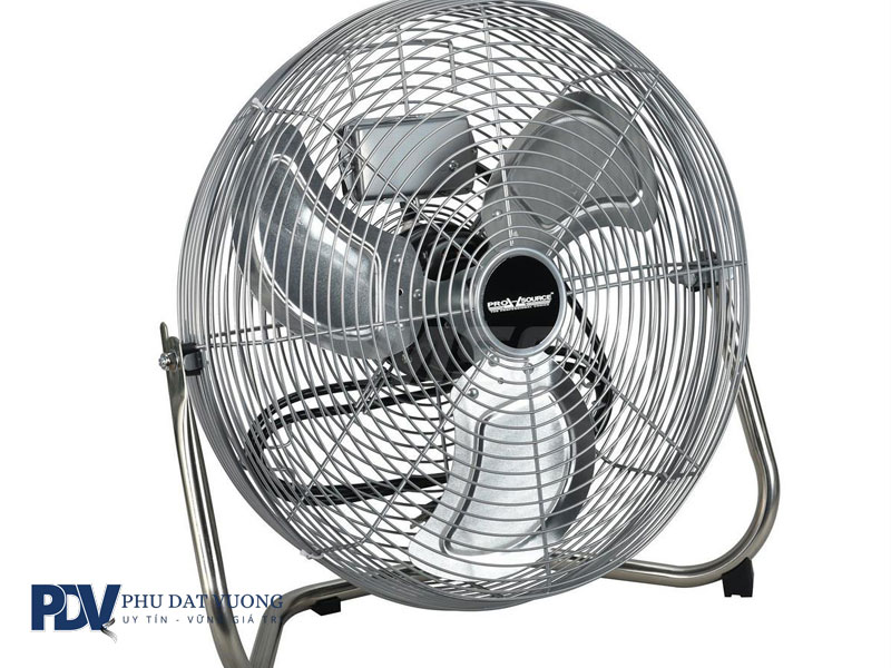 Dau-hieu-nhan-biet-quat-cong-nghiep-bi-chay-phudatvuong